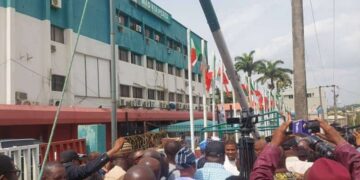 Commotion at PDP secretariat