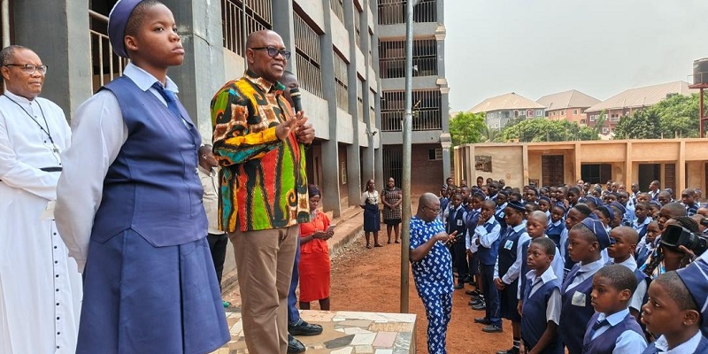 Peter Obi addressing the staff and students of Francis Cardinal Arinze Secondary School, Nkwele Ezunaka, Anambra State