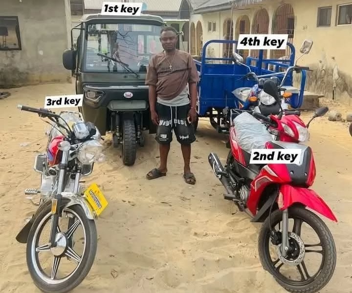 Man proudly acquires four vehicles after winning ₦30 million from a bet adventure instead of luxuries