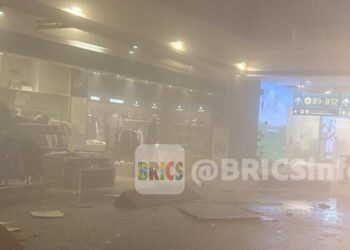 Iranian missile hits Dubai International Airport in UAE