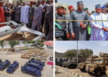 Governor Dauda Lawal of Zamfara donating security equipment to Nigerian Army