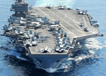 US Aircraft Carrier Abraham Lincoln