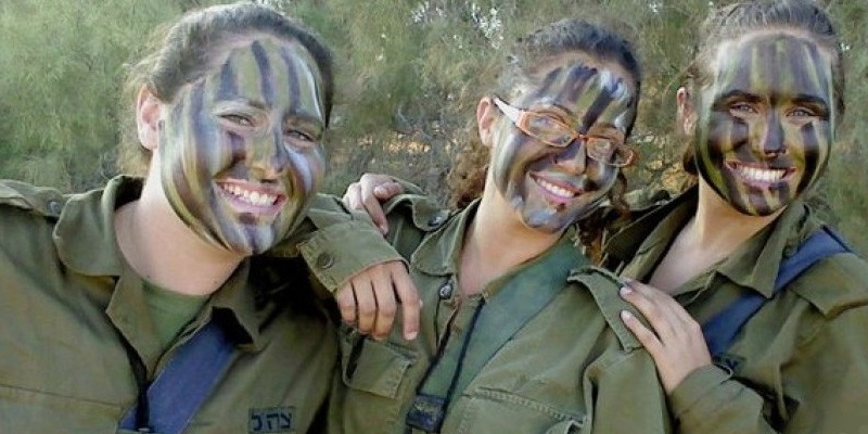 Israeli female soldiers fighting Hezbollah terrorists