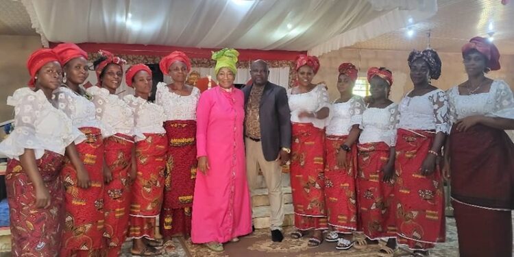 Hardship: Clerical group engage mothers in prayer for children