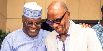 Atiku Abubakar consoles Chibuike Rotimi Amaechi after edging him out at the ADC primary election