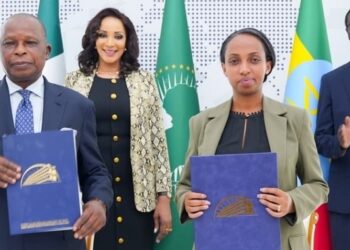 Minister of Foreign Affairs, Bianca Odumegwu‑Ojukwu, Ethiopia’s Minister of Foreign Affairs, H.E. Gedion Timothewos, Nigeria’s Attorney General and Minister of Justice, Prince Lateef Fagbemi, and Ethiopia’s Justice Minister, Hanna Arayaselassie, sign Transfer of Sentenced Persons Agreement
