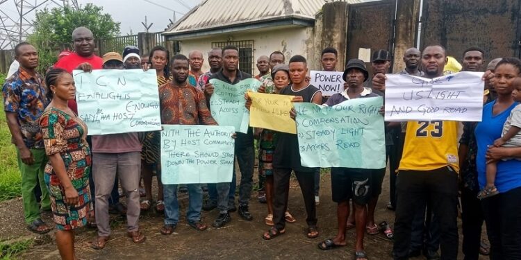 Akwa Ibom State residents protest at the Transmission Company of Nigeria’s (TCN) switching station