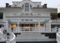 Palatial mansion popularly addressed as "Putin's palace"